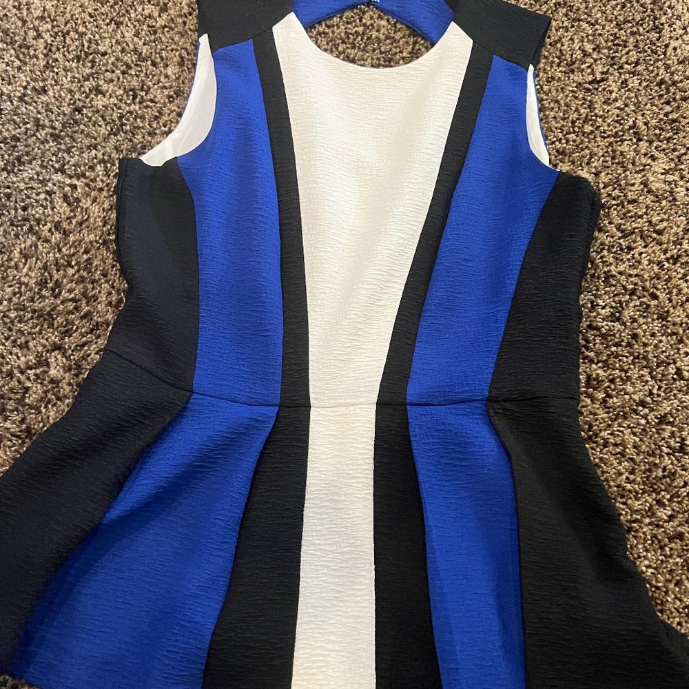H&M Blue and Black Sleeveless Blouse